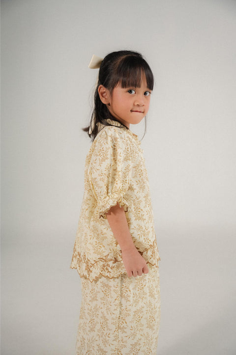 AIKO KURUNG IN BRONZE
