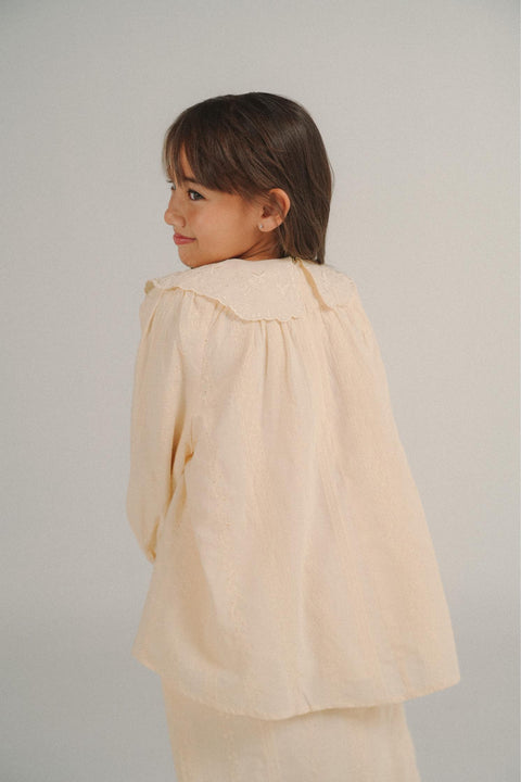 ELLIE KURUNG IN CHANTILLY