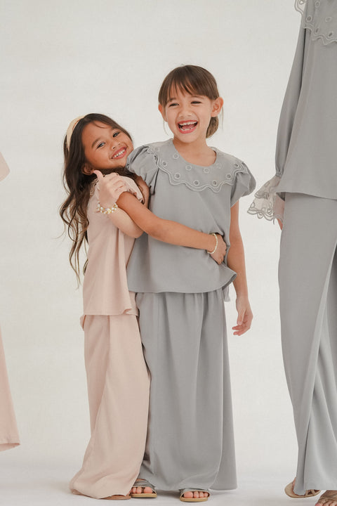 AVA KURUNG IN MOONSTONE