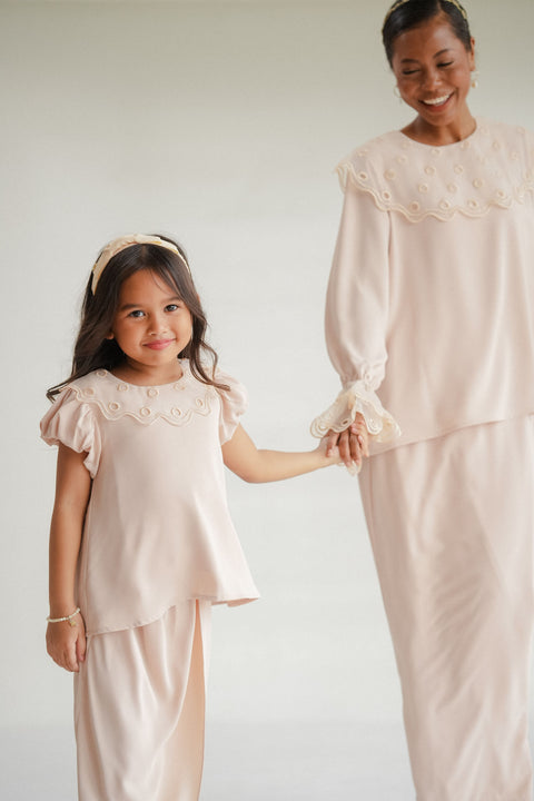 AVA KURUNG IN BLUSH