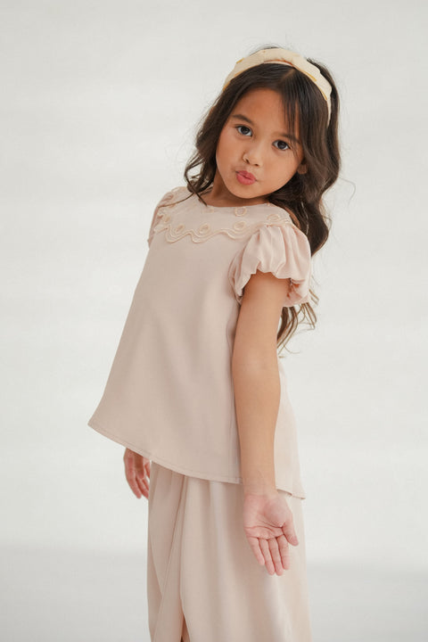 AVA KURUNG IN BLUSH