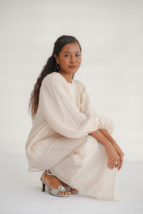 SIMONE KURUNG IN POLKA