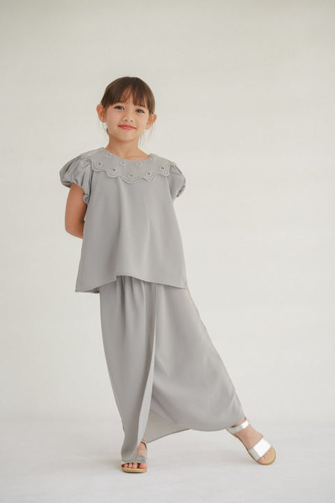 AVA KURUNG IN MOONSTONE