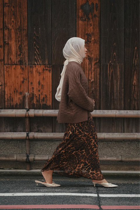 NUVOLA KNIT SWEATER IN ESPRESSO