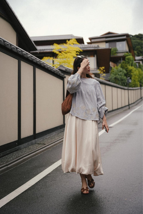 LILY KURUNG IN SKY