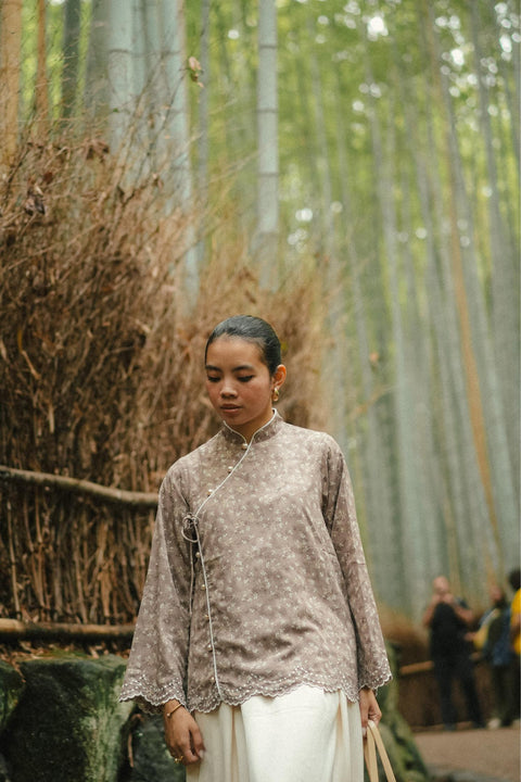 HANA KURUNG IN AUTUMN FLORAL