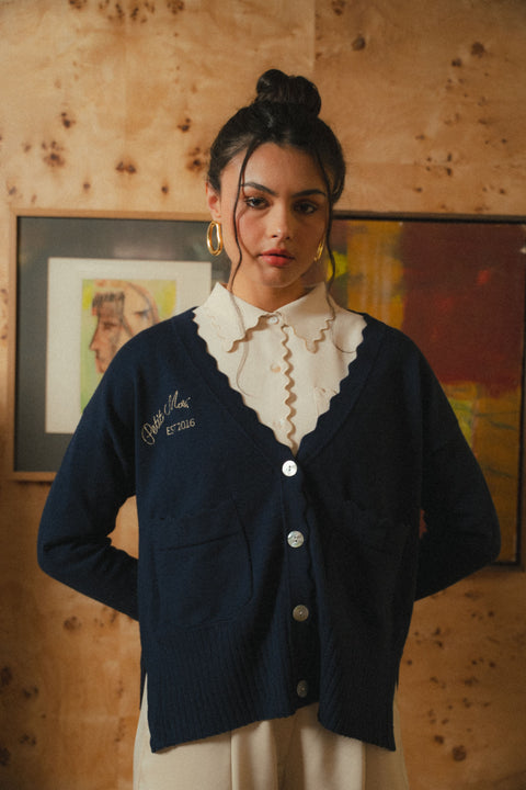 CLASSIC CARDI IN BLEU MARINE