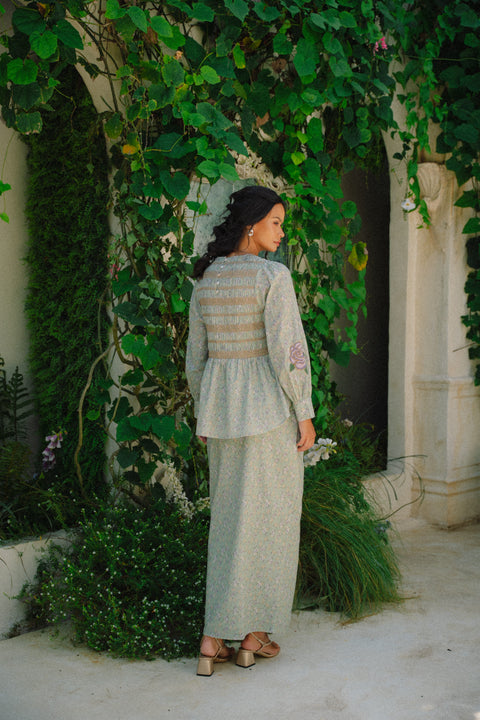 PERSEPHONE KURUNG IN SAGE