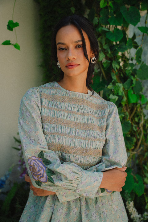 PERSEPHONE KURUNG IN SAGE