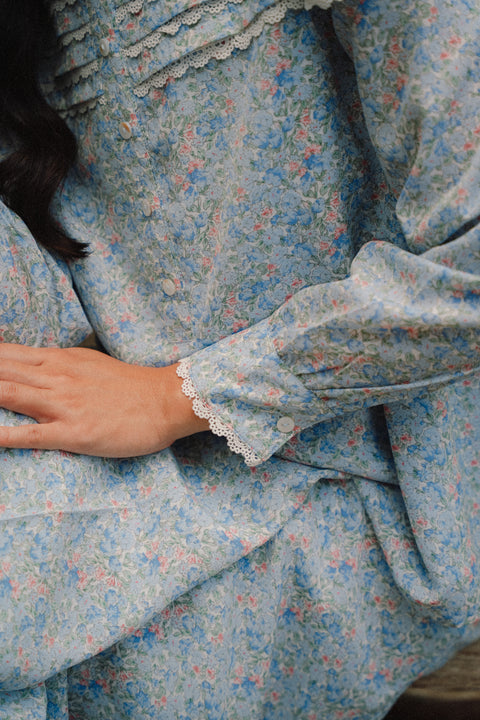 MAGGIE KURUNG IN FORGET-ME-NOT