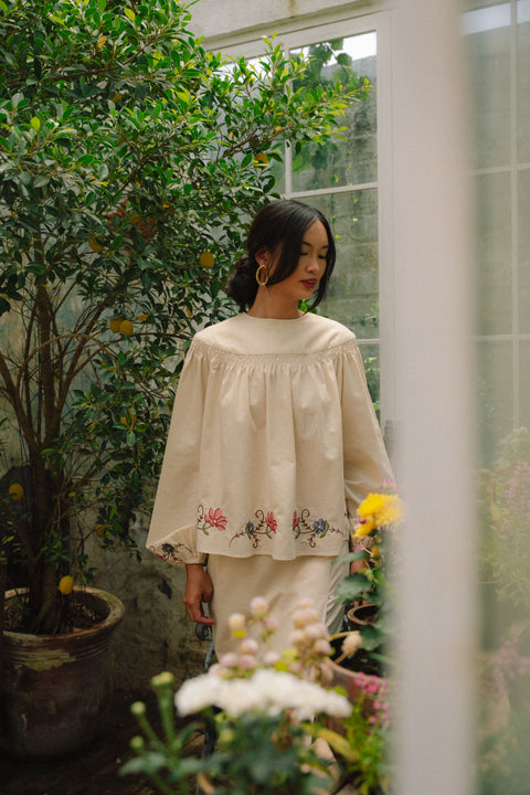 LILY KURUNG IN WILDFLOWER