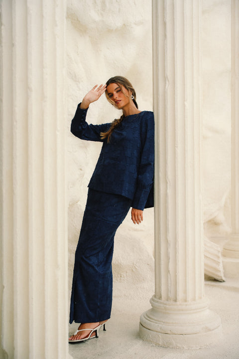 DAHLIA KURUNG IN BLEU MARINE