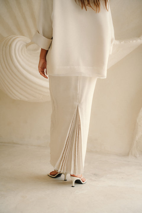 CAMELIA ORGANZA SKIRT IN VANILLA SILK