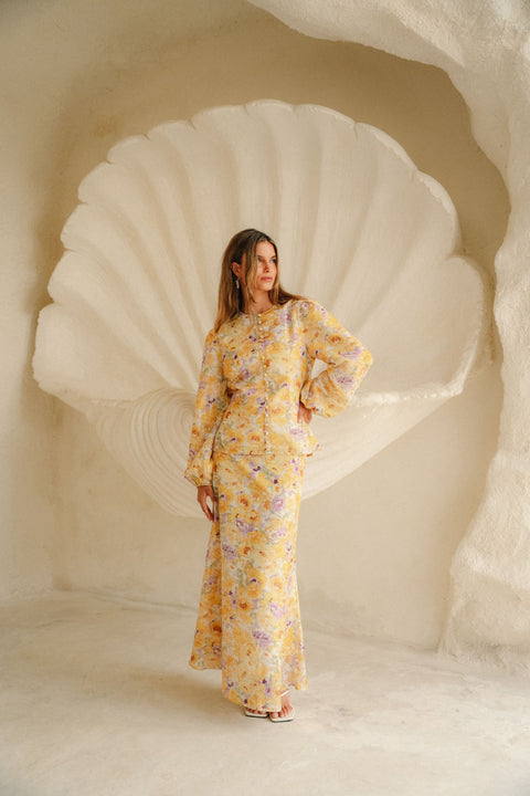 ROSALIND SET IN PRIMROSE