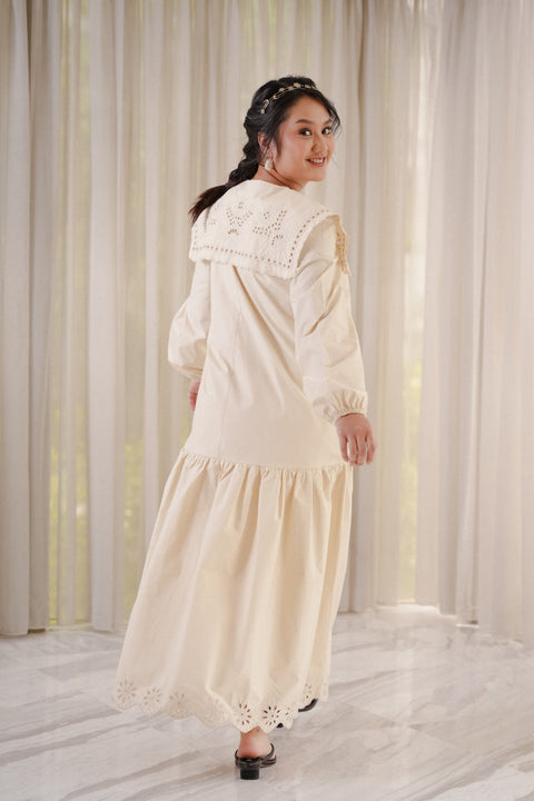 COLETTE DRESS IN SAND