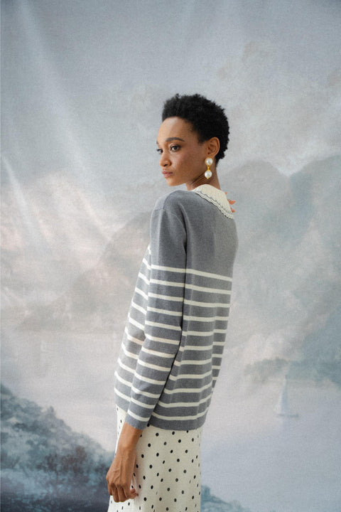 EMILIA CARDI IN DOVE