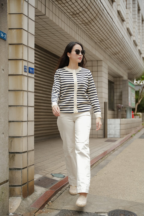 AMORE CARDIGAN IN CLASSIC NAVY