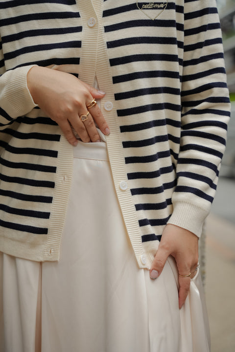 AMORE CARDIGAN IN CLASSIC NAVY