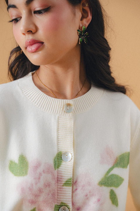 ELINOR CARDI IN BLOOM