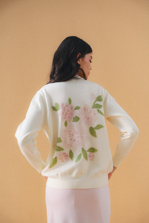 ELINOR CARDI IN BLOOM