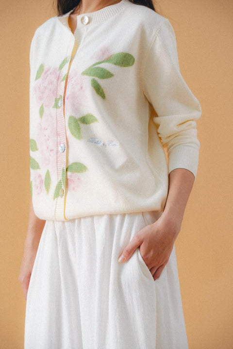 ELINOR CARDI IN BLOOM