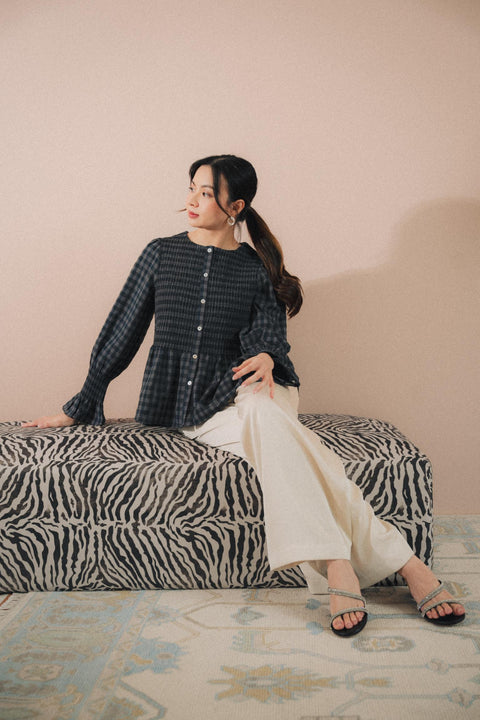 BOWEN SMOCKED BLOUSE IN NAVY TARTAN