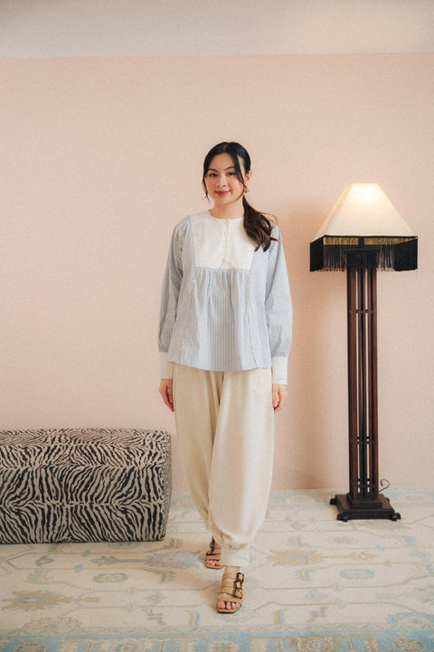 ZADIE BLOUSE IN SUMMER BLUE