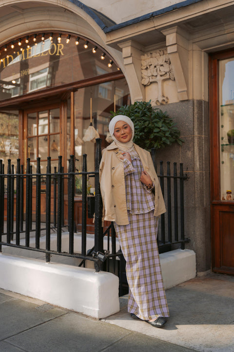CARO KURUNG IN VIOLETTA