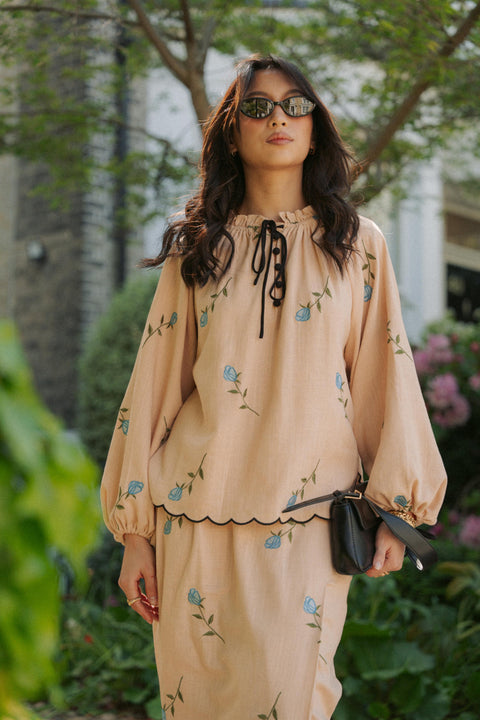 LYLA KURUNG IN BRIAR ROSE