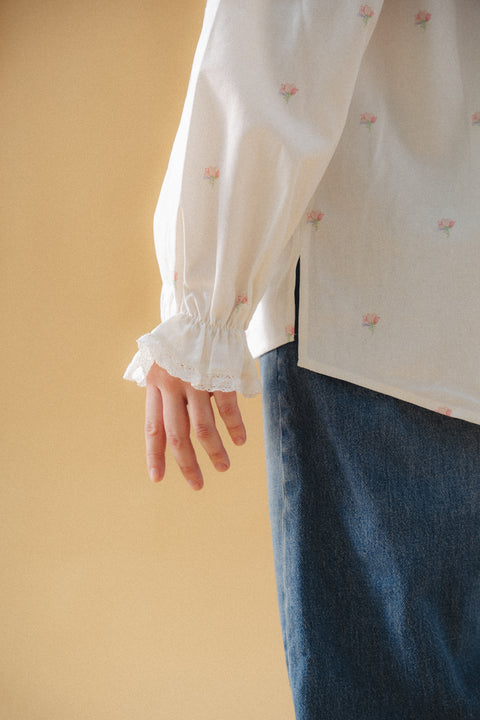 BEATRIX BLOUSE IN PRESSED FLOWERS