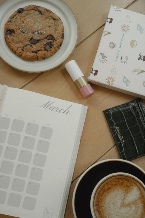 HAPPILY EVER AFTER 2025 PLANNER