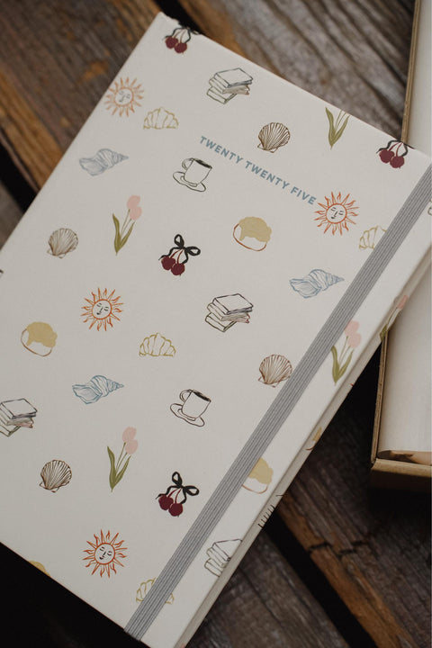 HAPPILY EVER AFTER 2025 PLANNER
