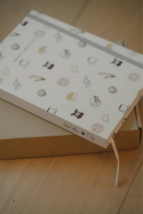 HAPPILY EVER AFTER 2025 PLANNER