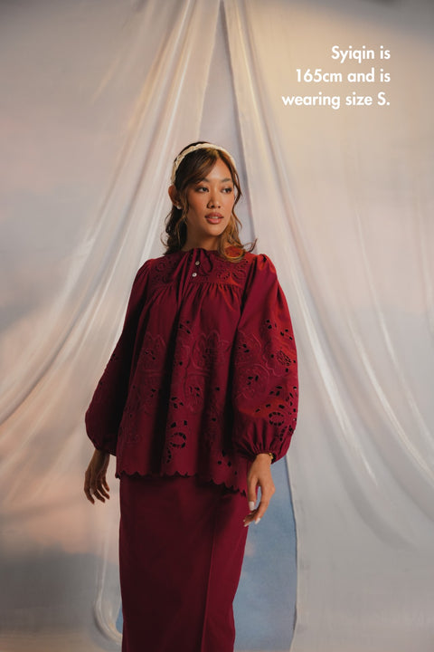 VENUS KURUNG IN BURGUNDY