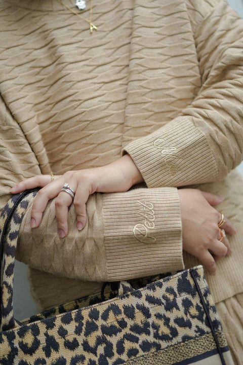 NUVOLA KNIT SWEATER IN CAPPUCCINO