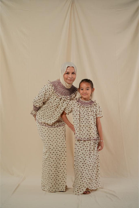 BEA KURUNG IN BURGUNDY FLORAL