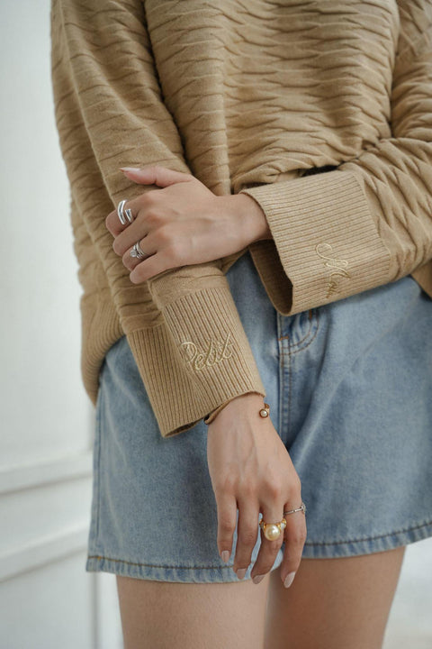 NUVOLA KNIT SWEATER IN CAPPUCCINO