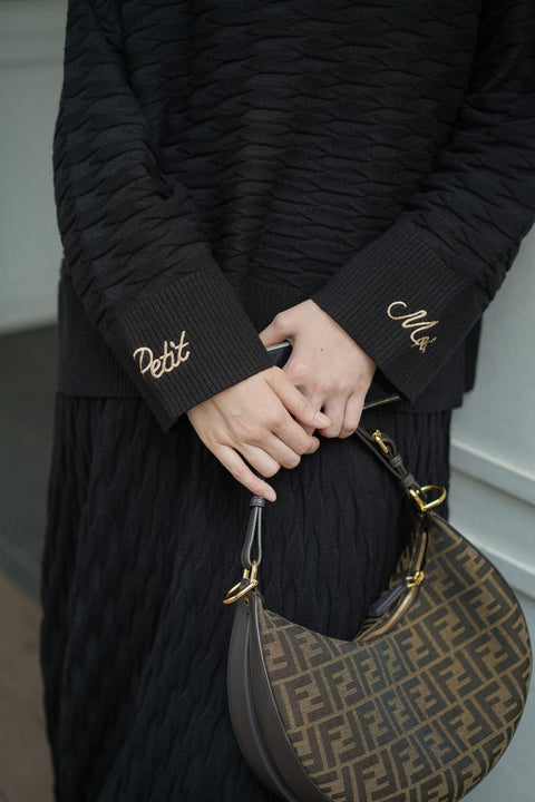 NUVOLA KNIT SWEATER IN NOIR