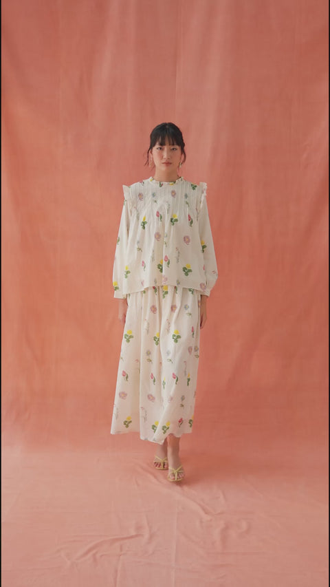 CLARA TOP IN SUMMER