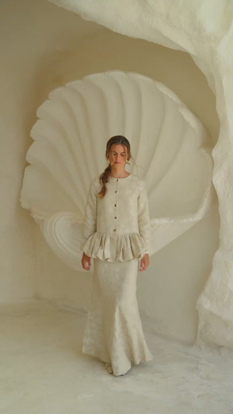 FLORIAN KURUNG IN ANTIQUE WHITE