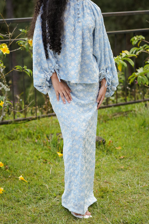 LYLA KURUNG IN CLOUD