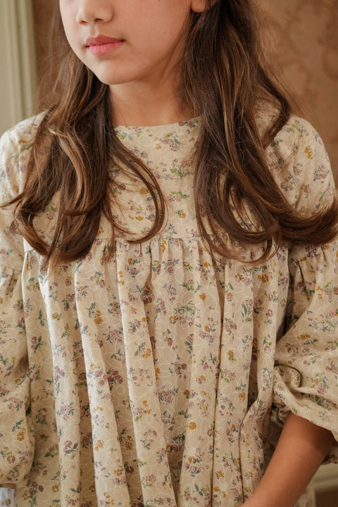 DAPHNÉ KURUNG