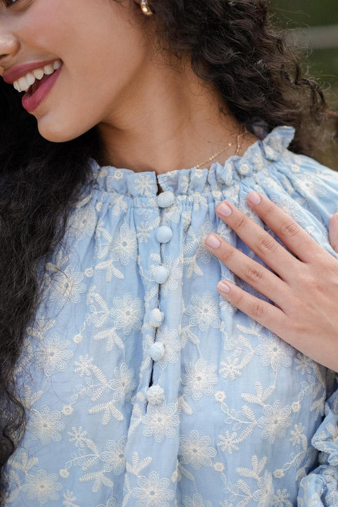 LYLA KURUNG IN CLOUD