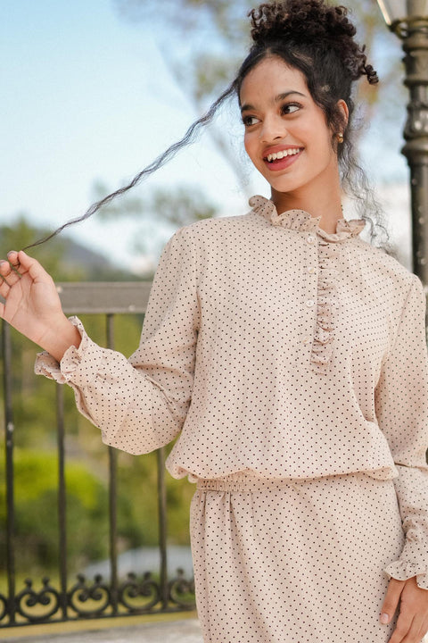 ZAHRA KURUNG IN BEIGE