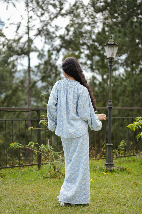 LYLA KURUNG IN CLOUD